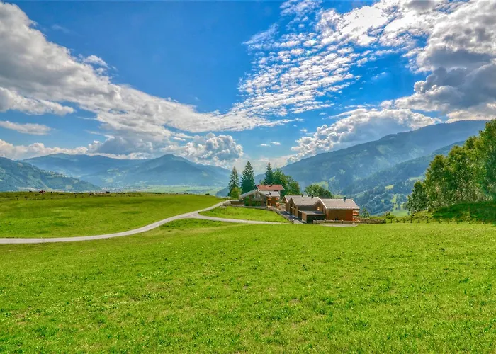 Semesterbostad Ski-in Ski-out Maiskogel 17a - By Alpen