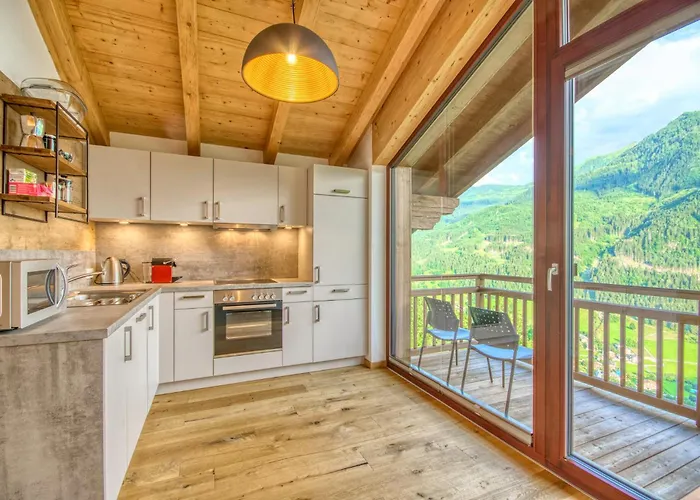 Semesterbostad Ski-in Ski-out Maiskogel 17a - By Alpen *